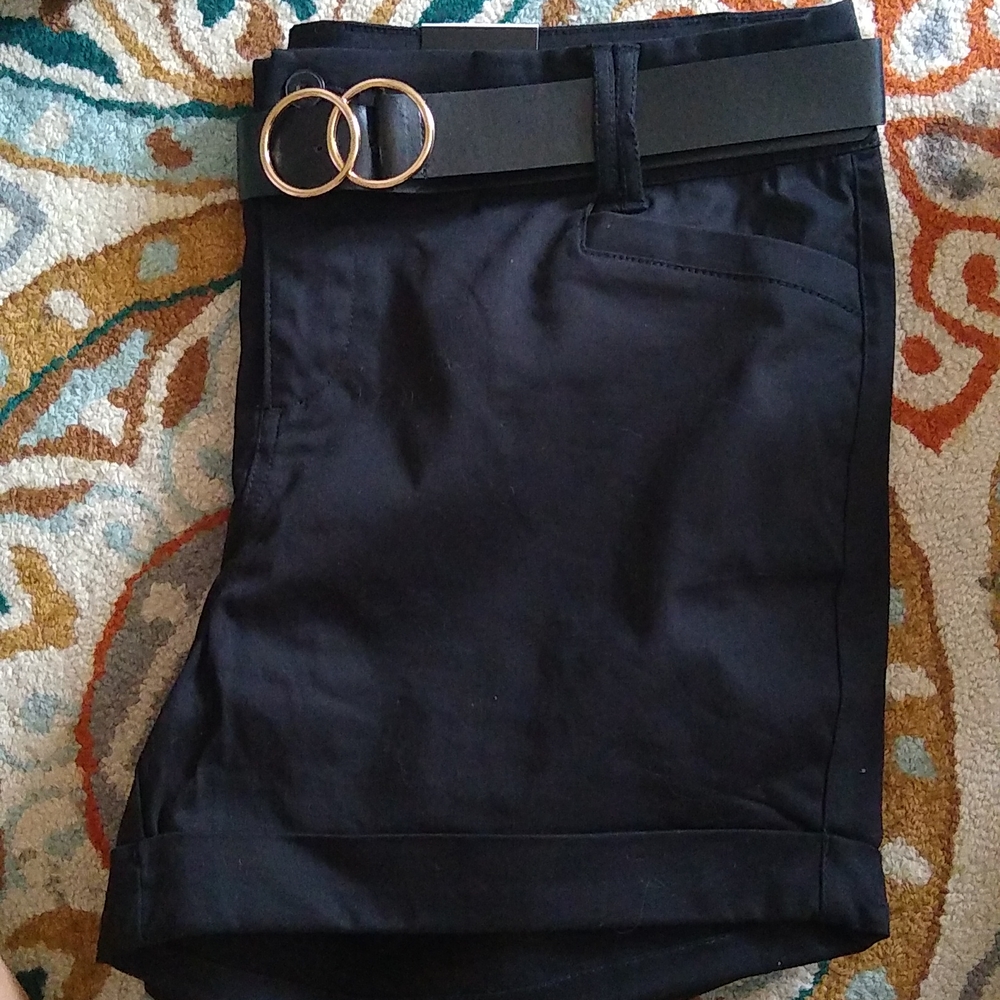 NWT//BLACK SATIN SHORTS